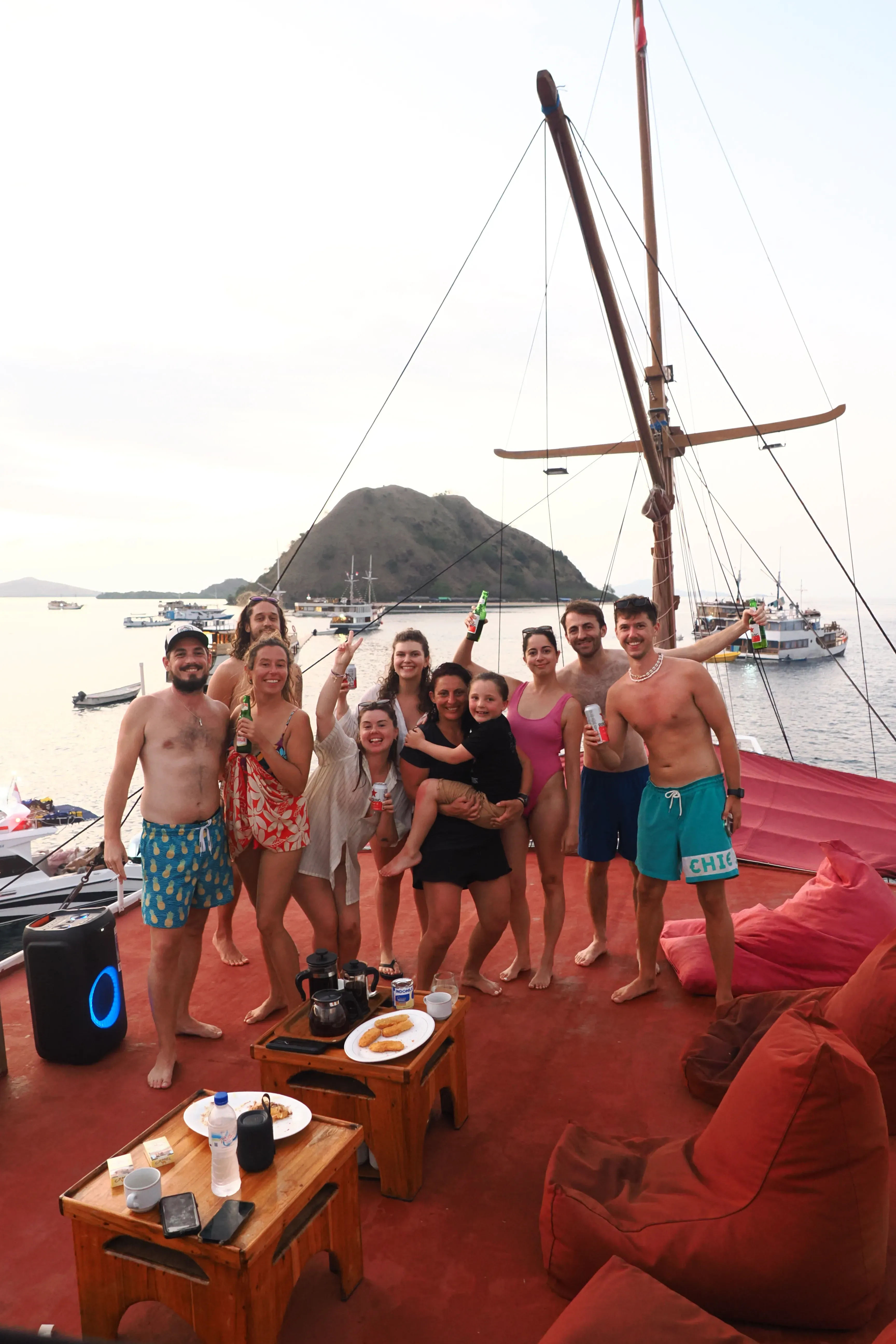 Deluxe Boat Sharing Trip Gallery Image 7