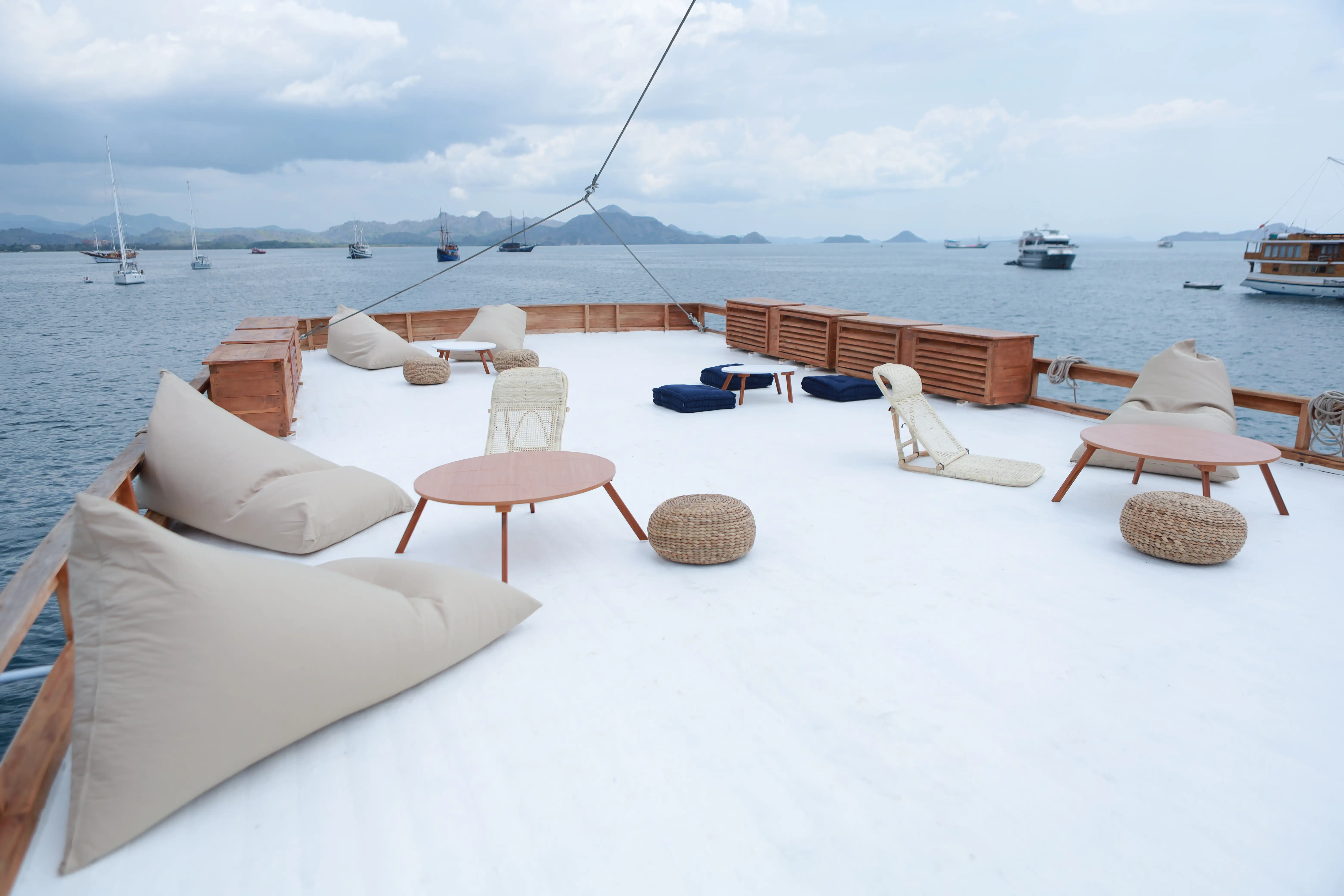 Luxury Pinisi Sharing Trip Gallery Image 4