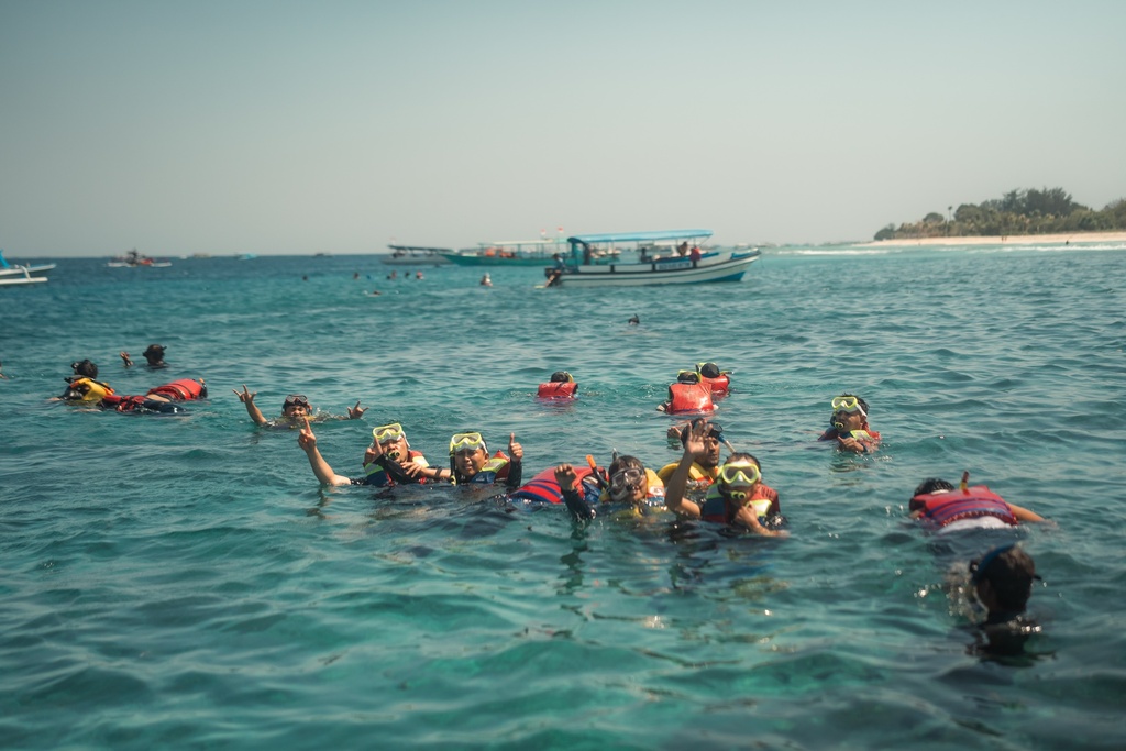 2D1N PINK BEACH - GILI TRAWANGAN