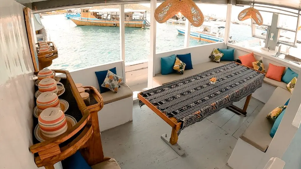 Lanakila Phinisi Sailing Komodo Tour